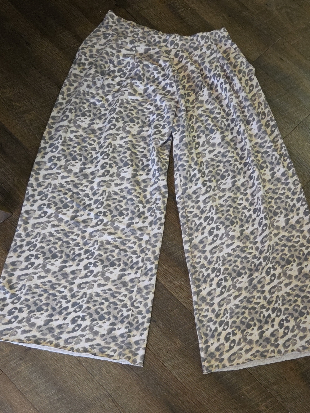 aerie Lavender Cream/ Brown Leopard Wide-Leg Pants